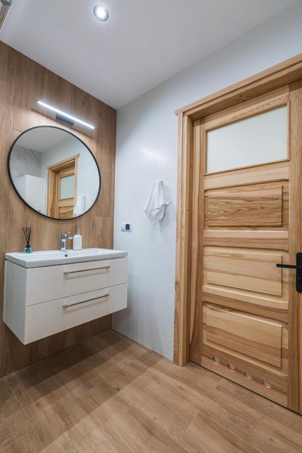 Roztoczanska Ostoja Appartement Adamow  Buitenkant foto